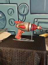 Load image into Gallery viewer, Raygun Art Sculpture 4