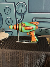 Load image into Gallery viewer, Raygun Art Sculpture 5