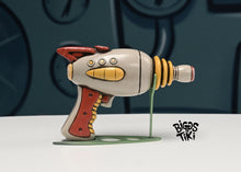 Load image into Gallery viewer, Raygun Water Pipe - grey/red/orange

