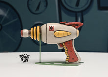 Load image into Gallery viewer, Raygun Water Pipe - grey/red/orange
