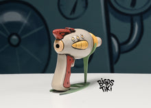 Load image into Gallery viewer, Raygun Water Pipe - grey/red/orange
