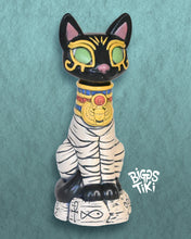 Load image into Gallery viewer, Cat Mummy Mug 1st edition
