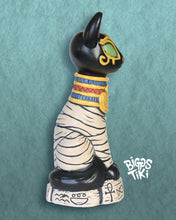 Load image into Gallery viewer, Cat Mummy Mug 1st edition
