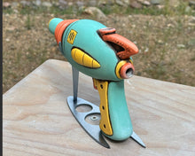Load image into Gallery viewer, Raygun Water Pipe - Teal
