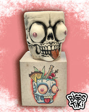 Load image into Gallery viewer, Tiki Ta-Tas Import Tiki Mug
