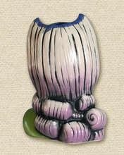 Load image into Gallery viewer, Vamp Ghoul AP 1/1 - Green/Purple Stoneware
